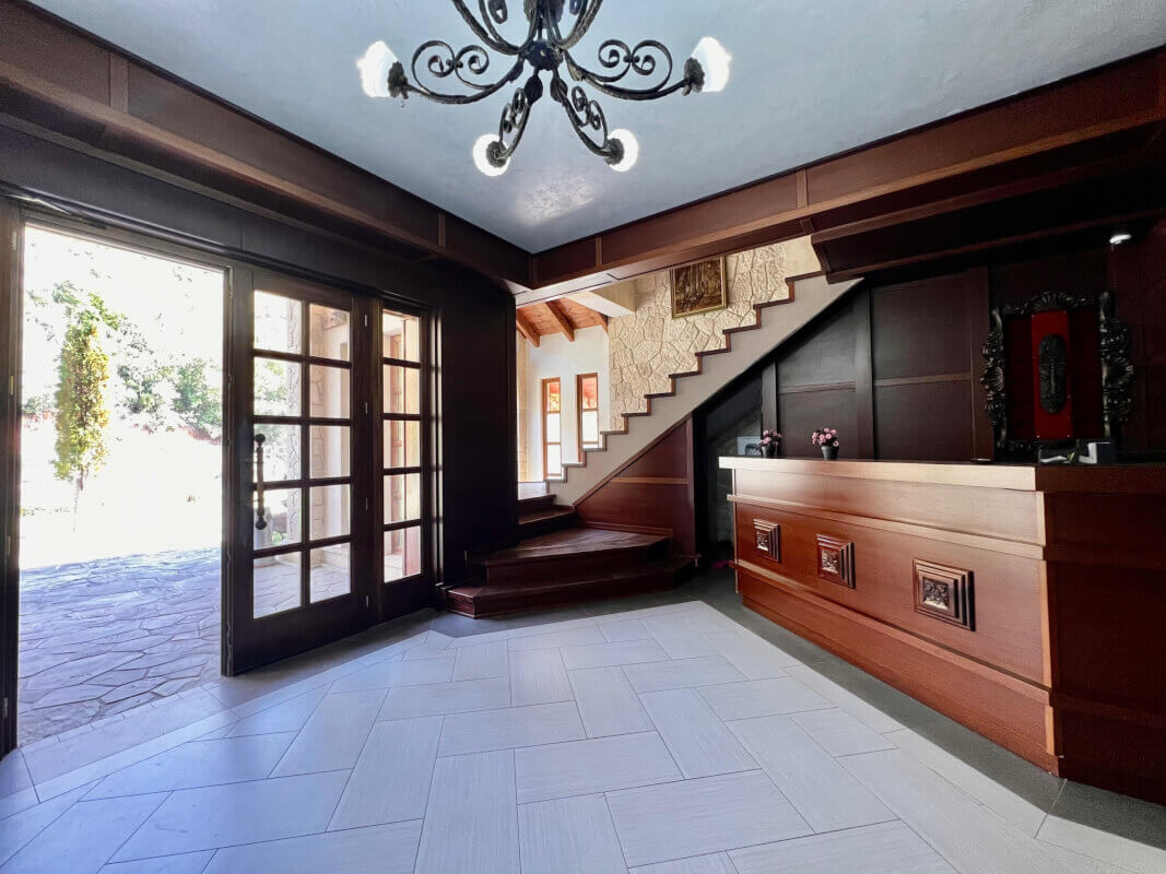 03b66d13-1f31-4a31-a1d6-0e0c0cf7dc10-scaled