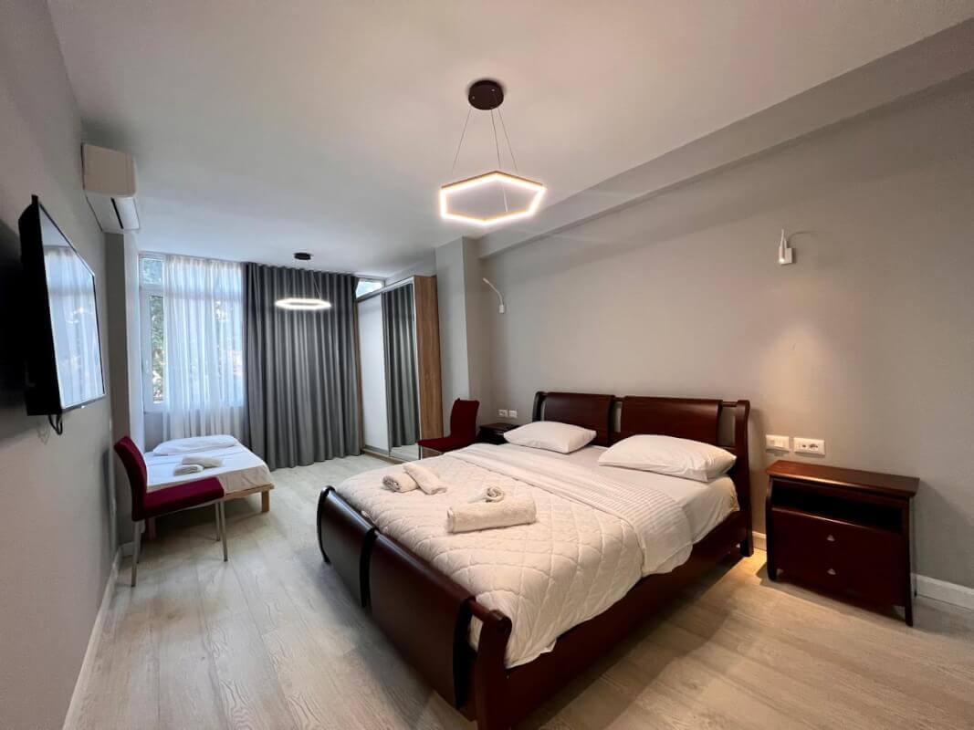 59c0da4f-57fb-4b81-8416-2b12850fd246