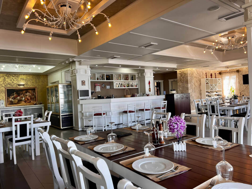 7a1cc556-61e9-46fb-8dbb-67bf2958f375-scaled