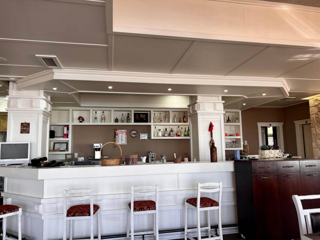 8ee8485d-3b0b-46ed-bbae-29579f2e20a2-scaled