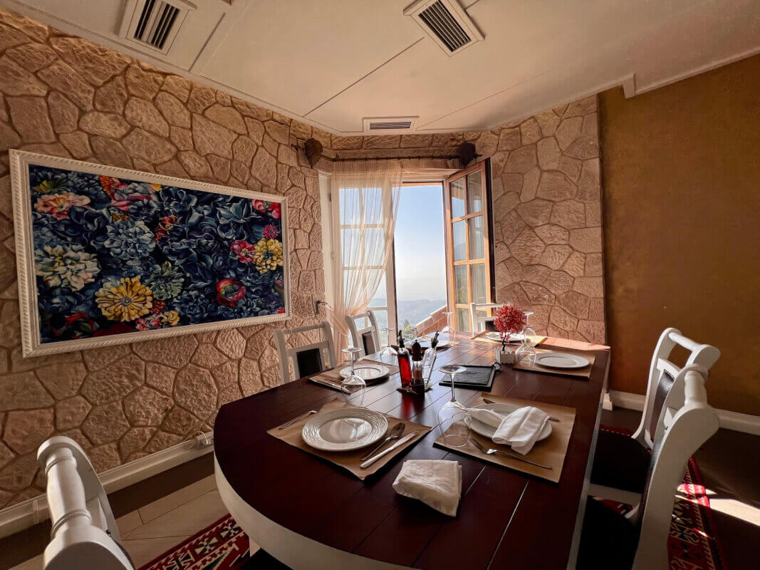 a912865c-94f1-4e75-8233-cdd0a8300313-scaled