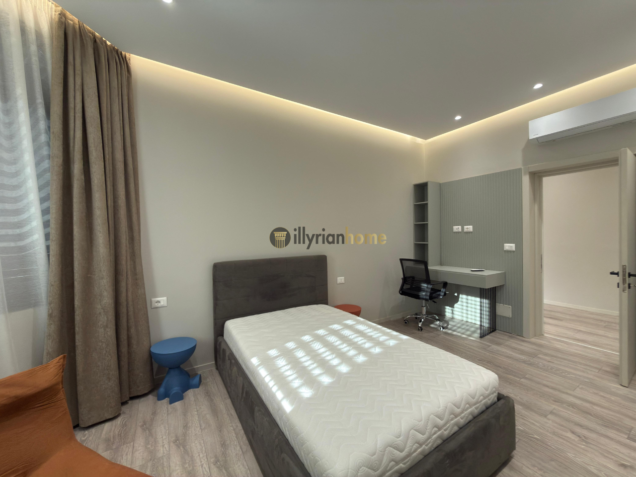 Vile, Liqeni i Thate (22)