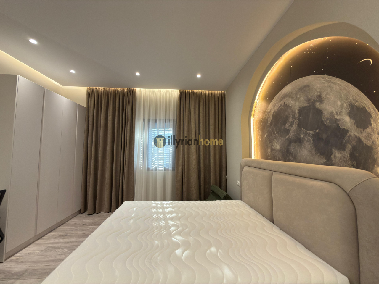 Vile, Liqeni i Thate (24)