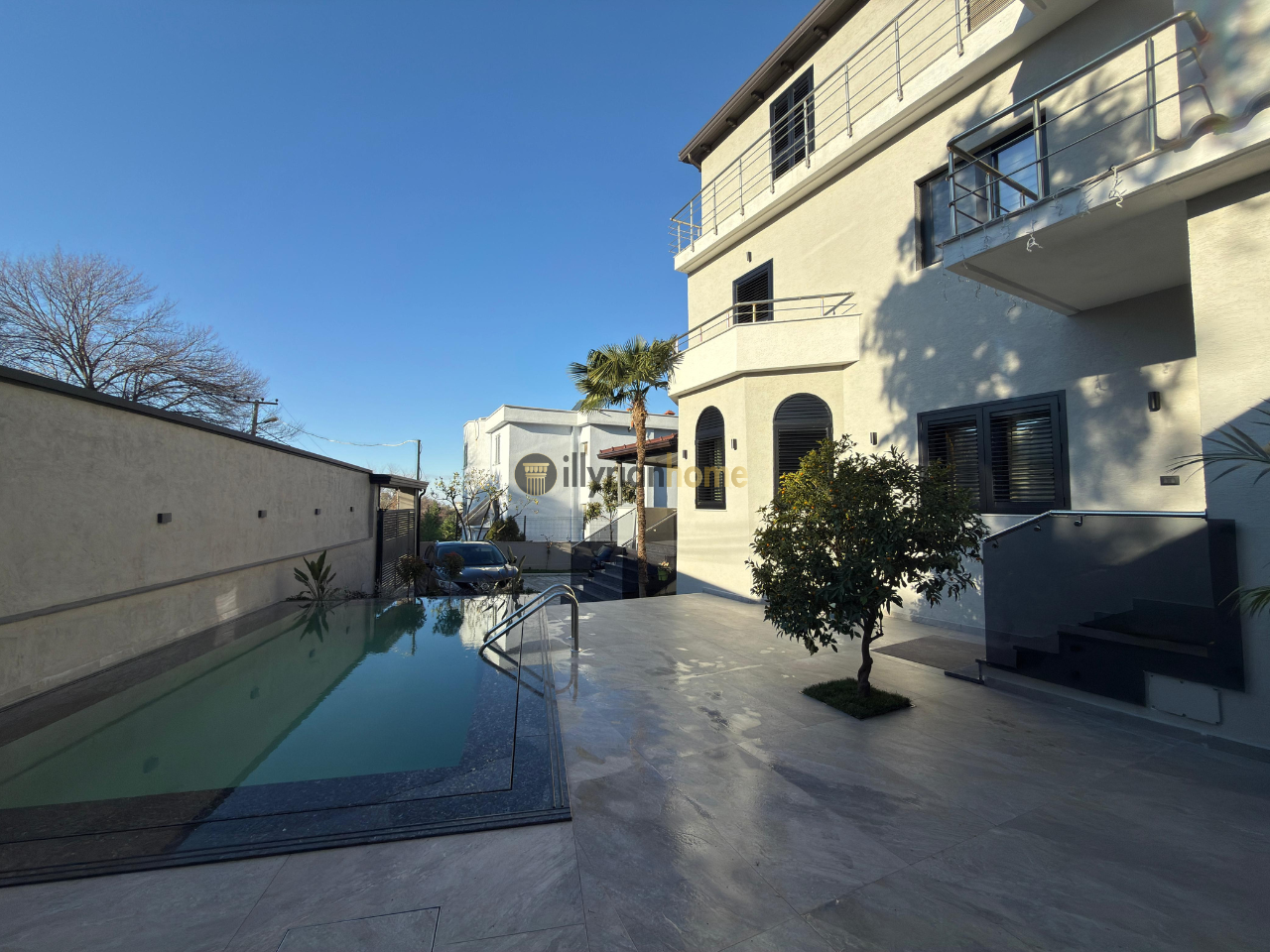 Vile, Liqeni i Thate Vilë 3 katëshe+papafingo, Liqeni i Thatë